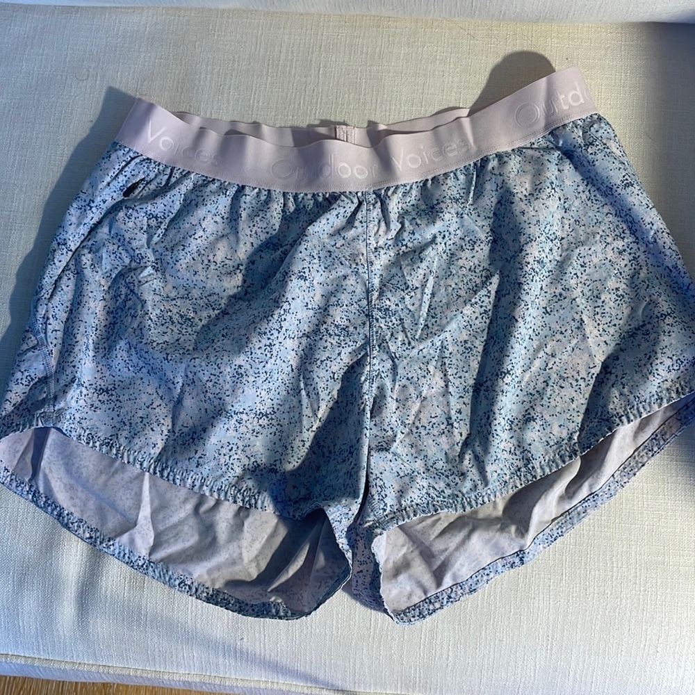 Outdoor voice running shorts (medium)
